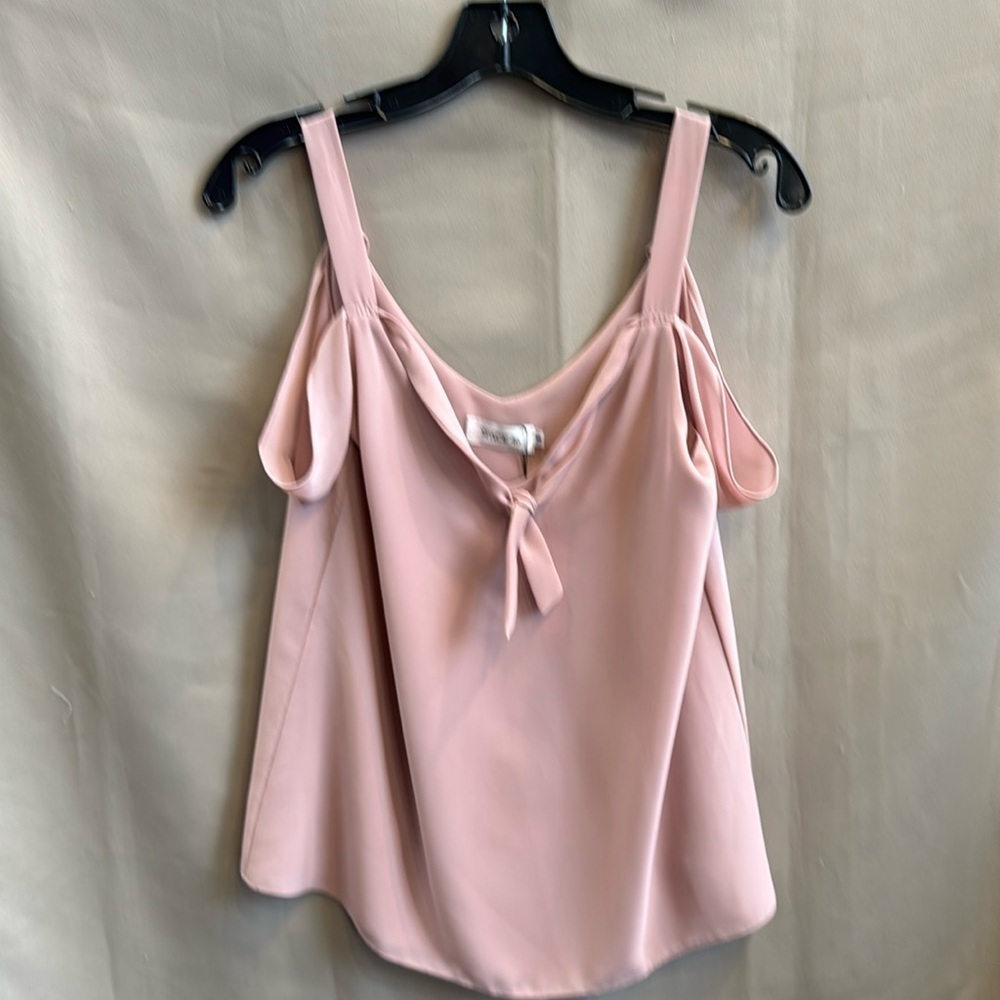NWT Space 46 Boutique Blush Tie Front Cami Blouse Size Small